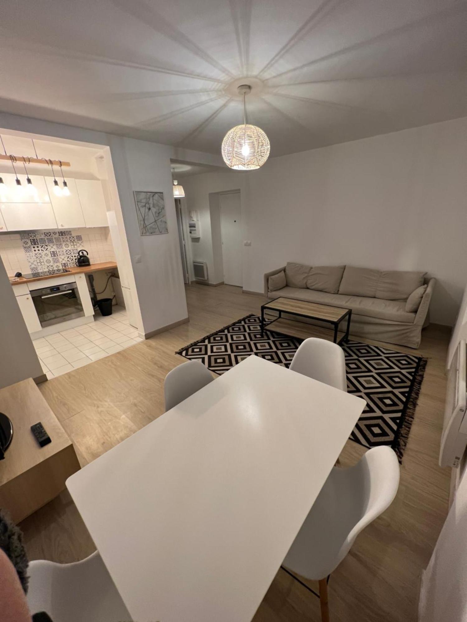 Appartement Lumineux A 2 Pas D'Enghien Montmorency Extérieur photo