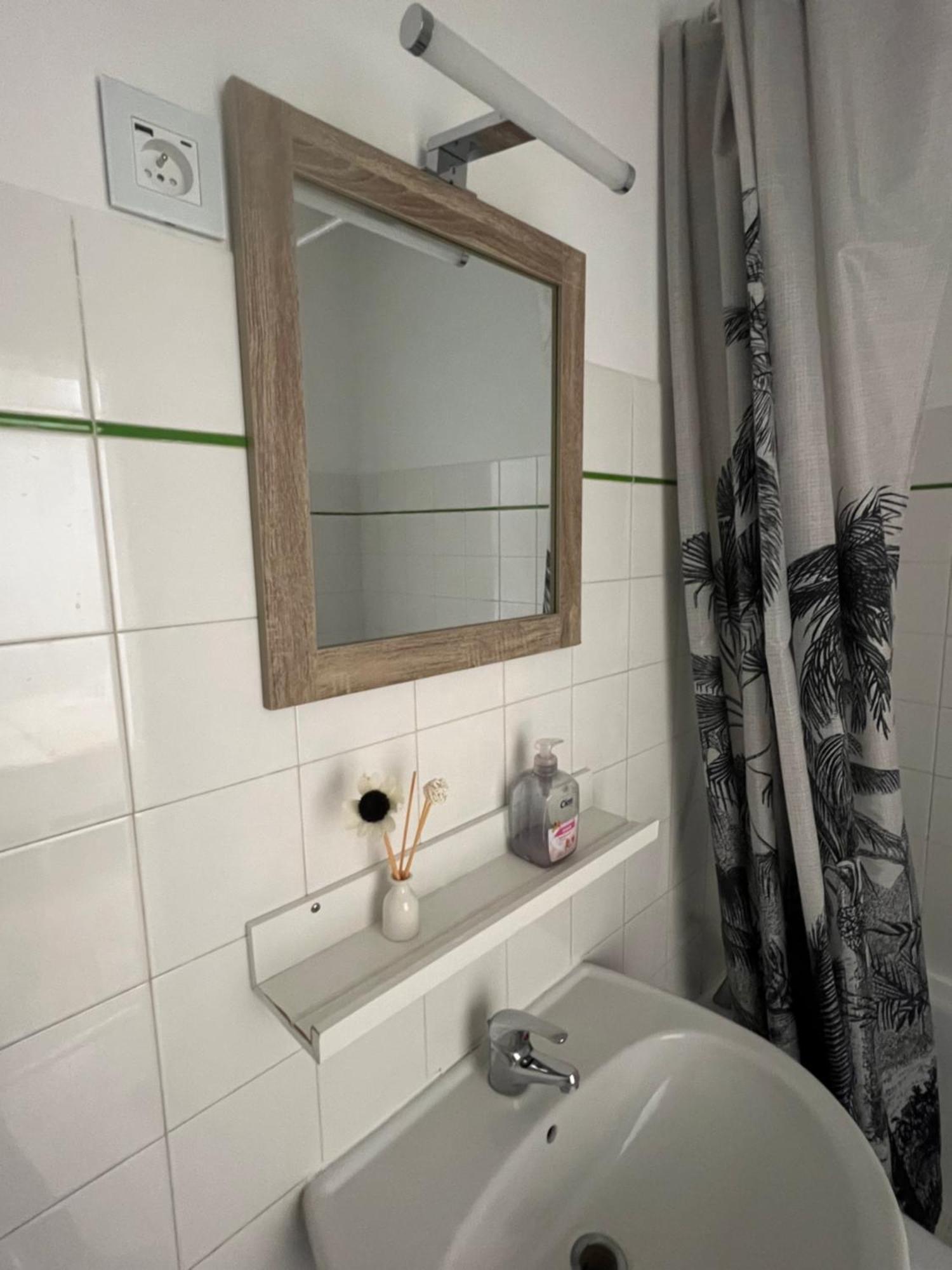 Appartement Lumineux A 2 Pas D'Enghien Montmorency Extérieur photo